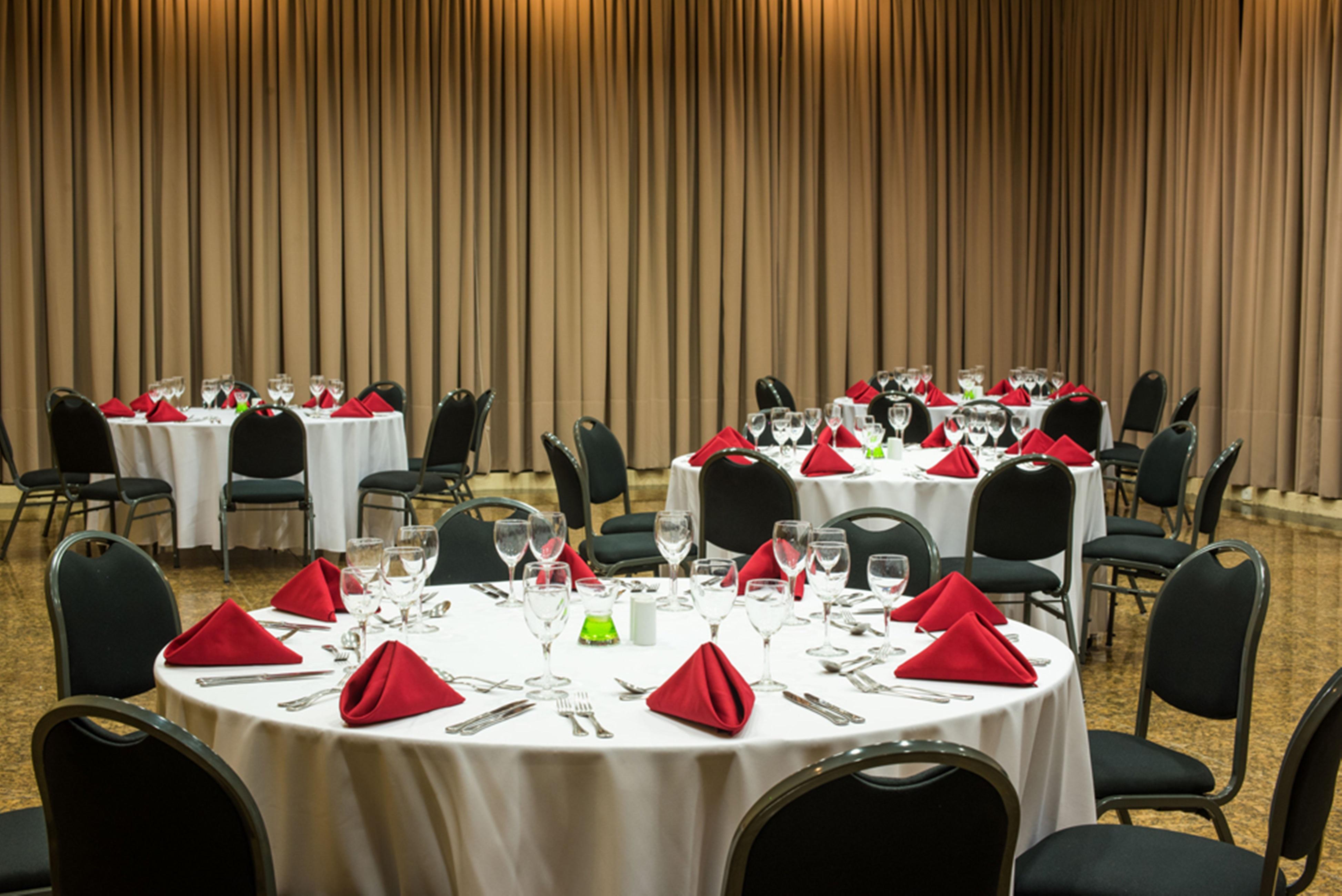 Vila Gale Cabo Cabo de Santo Agostinho Zewnętrze zdjęcie The ballroom at the 2016 World Congress Center